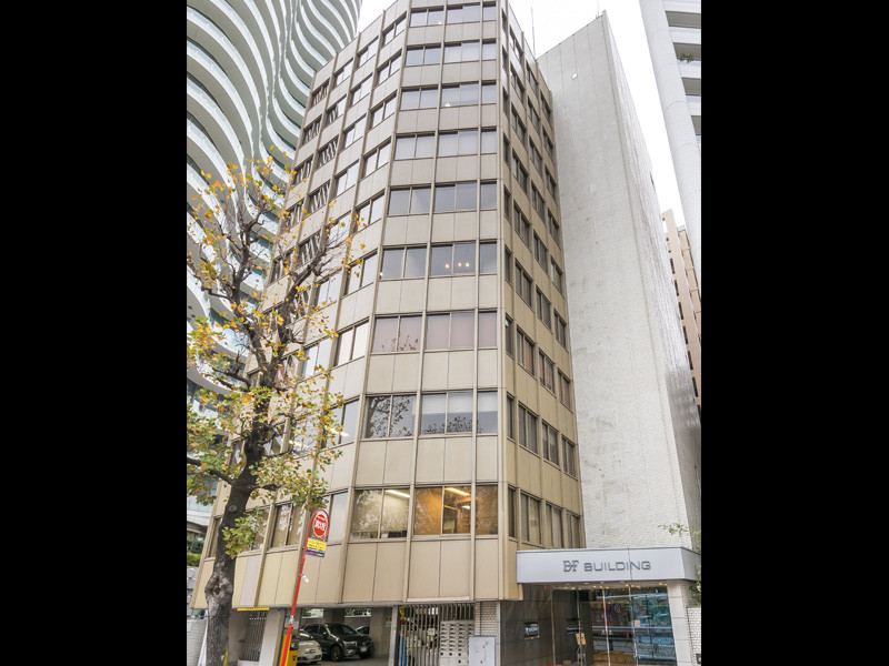 個室 オープンオフィス青山セントラル Dfビル のレンタルオフィス 東京都港区 リージャス